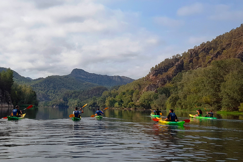 Descenso en kayak por el rio Ebro